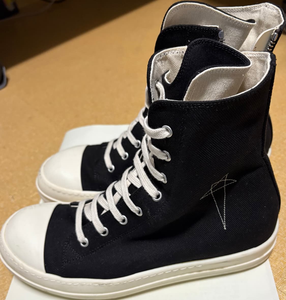 판매] 릭오웬스 다크쉐도우 라몬즈 컨버스 하이 42size 판매합니다 상품이미지3