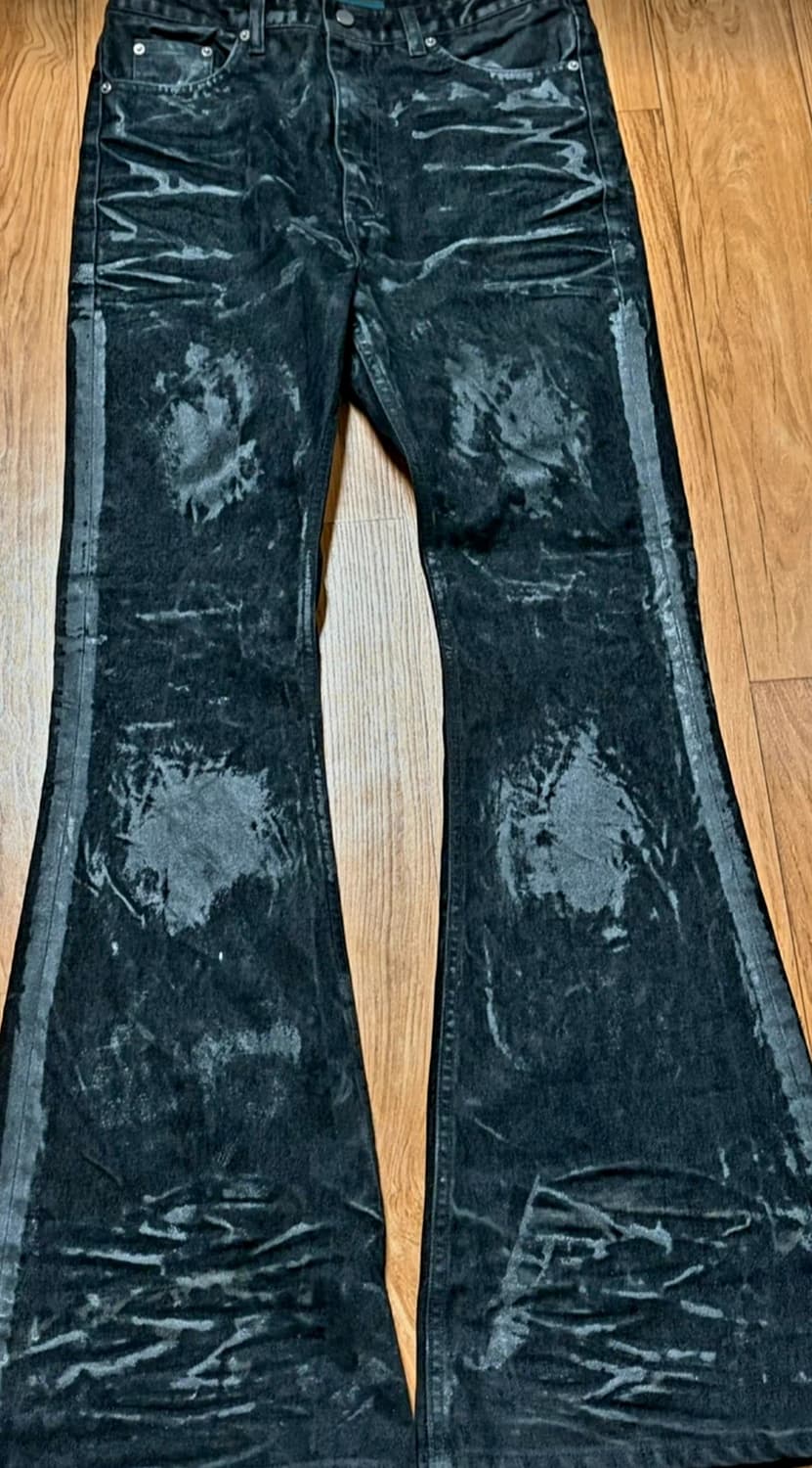 [2] 언더마이카 벨베틴 왁스 코티드 플레어 데님 팬츠 상품이미지3