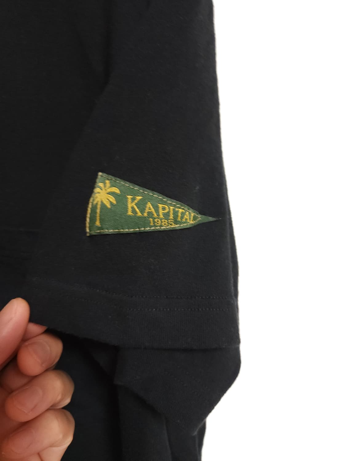 캐피탈 플래그 포켓티셔츠 상품이미지3