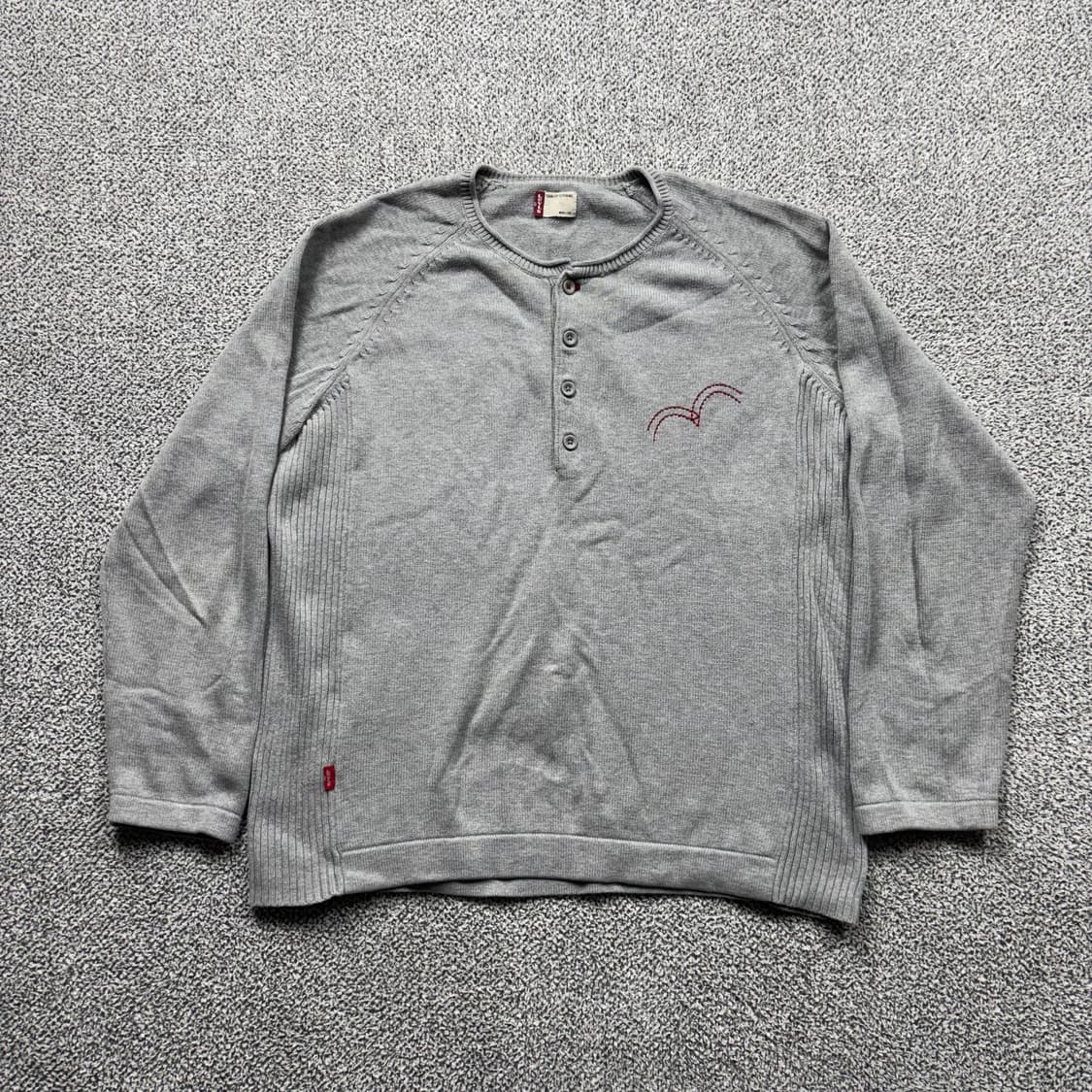 리바이스 헨리넥 니트 롱슬리브 상품이미지1