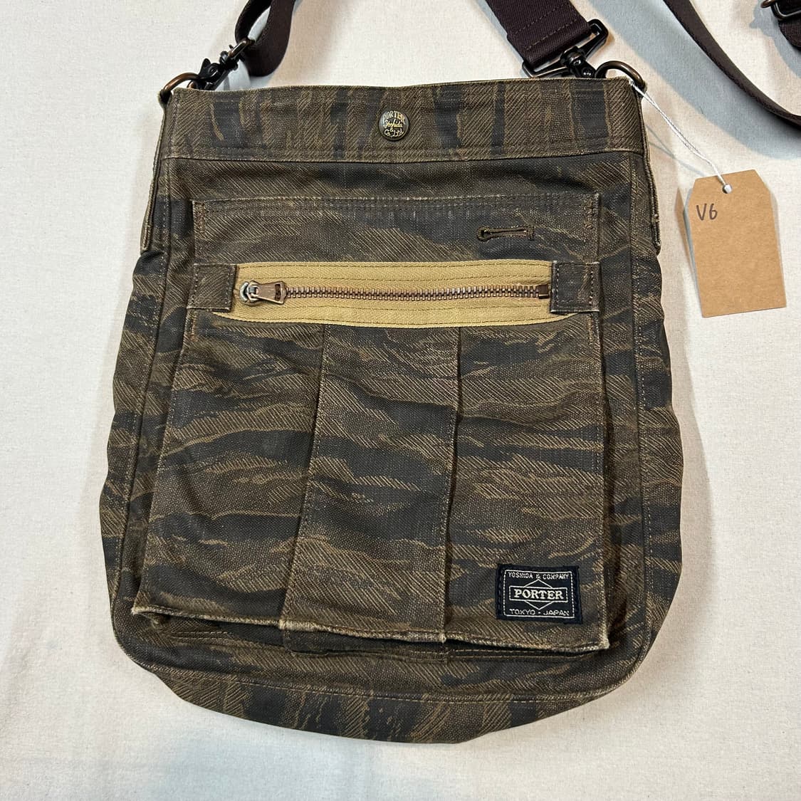 요시다 포터 타이거 카모 숄더백 크로스백 70주년 한정판 V6 상품이미지2