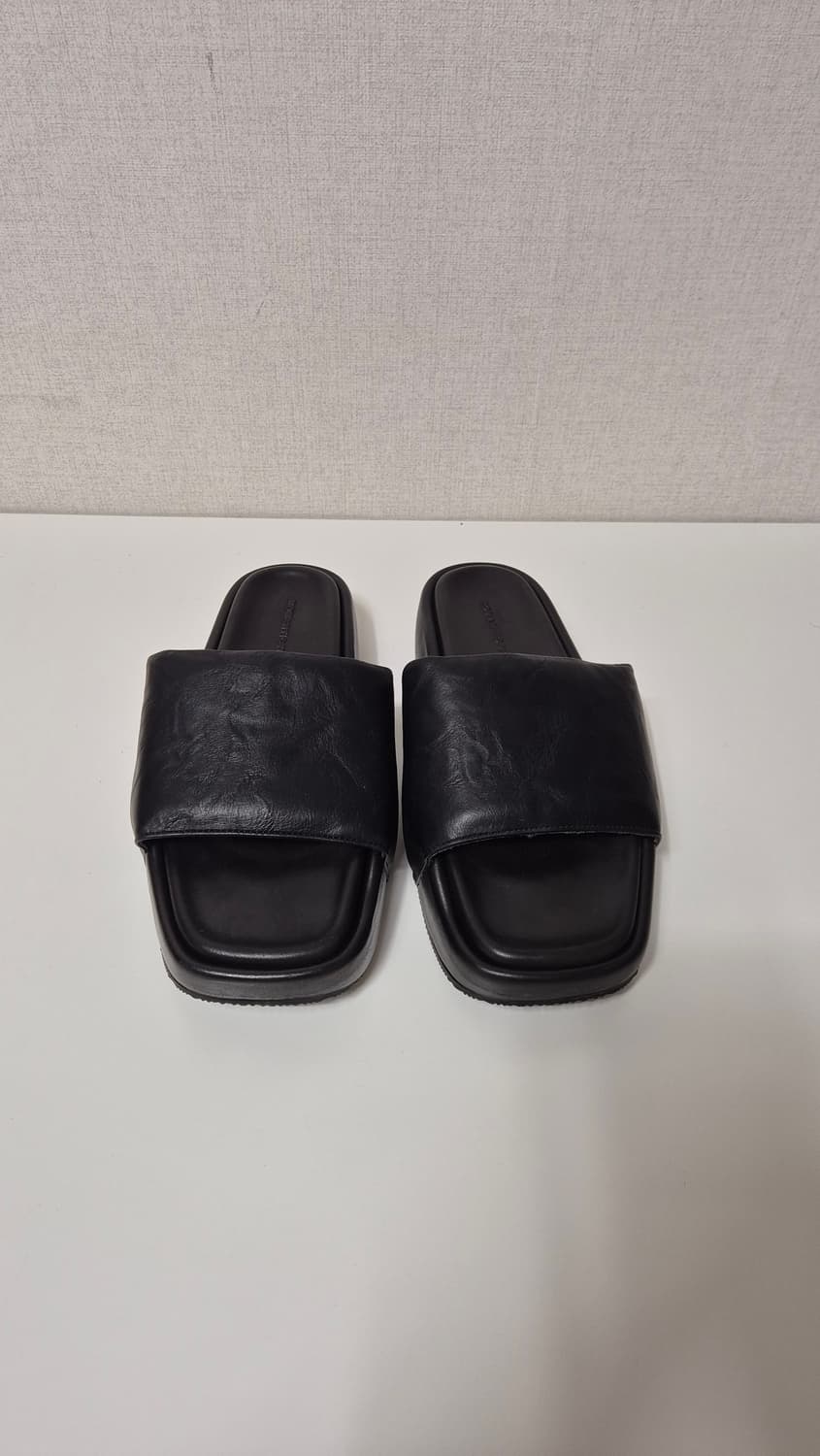 로맨틱무브 x 깡스타일리스트 레더 슬리퍼 상품이미지2