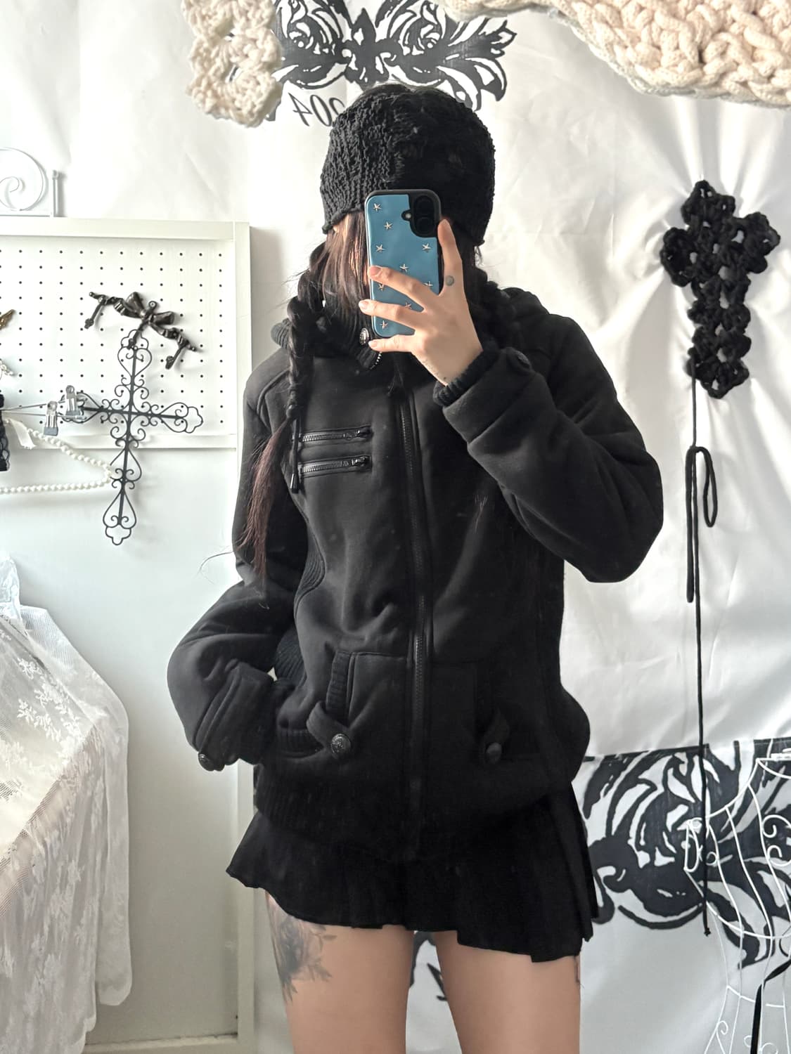 • Black High-Neck Hooded Zip-Up 상품이미지6