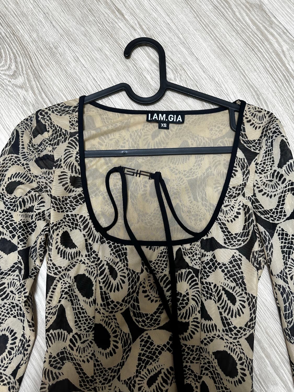 I AM GIA Mesh Tan Tops (Black/Beige/Tan) 상품이미지2