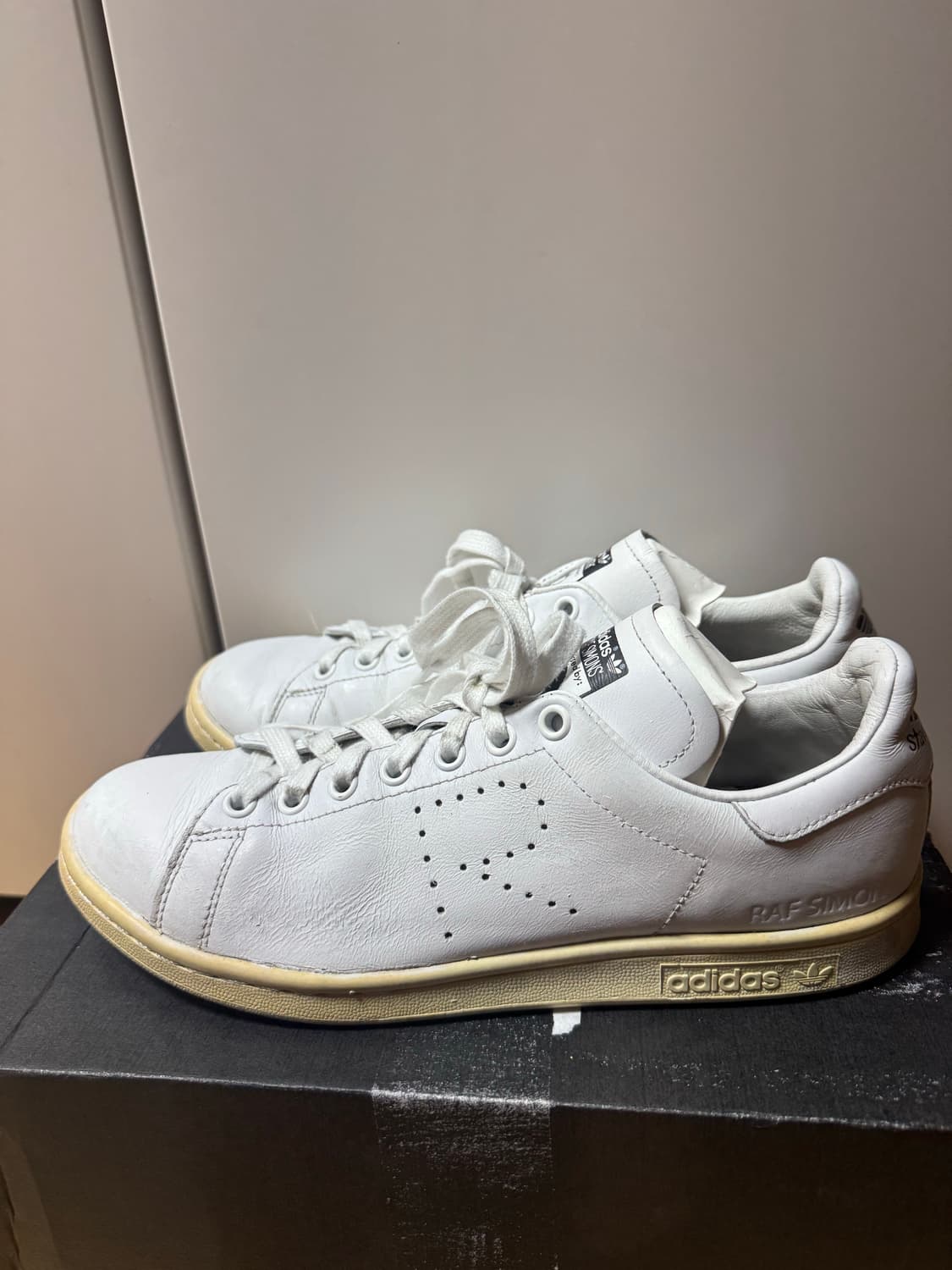 라프시몬스 스탠스미스 화이트 상품이미지2