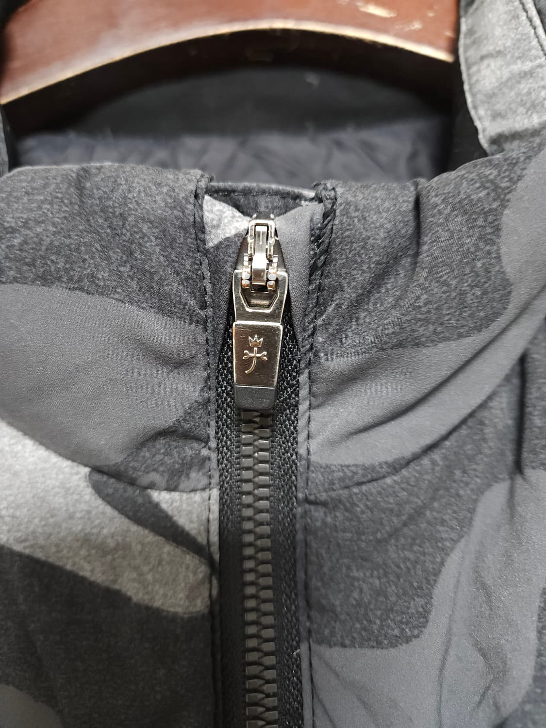 까스텔바작 카모플라쥬 덕다운 패딩조끼 (105/XL) 상품이미지4