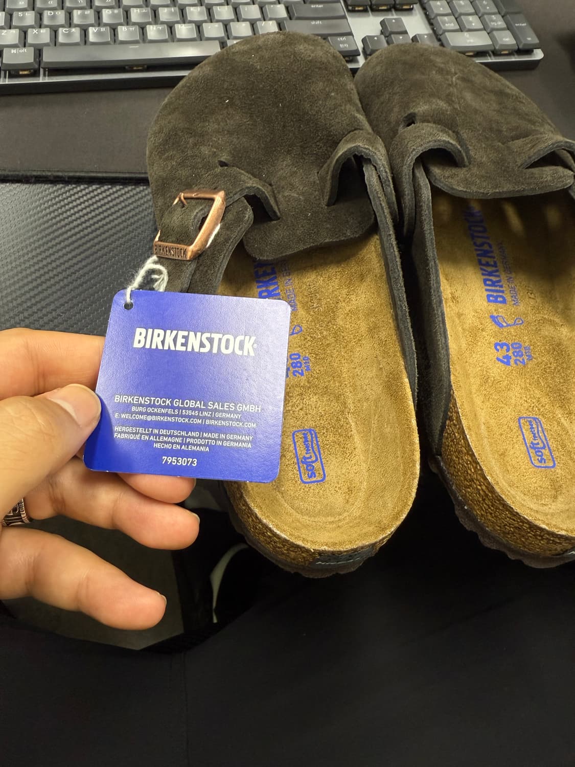 버켄스탁 보스턴 모카색상 풋베드 레귤러 모델 43사이즈 판매합니다~ 상품이미지7