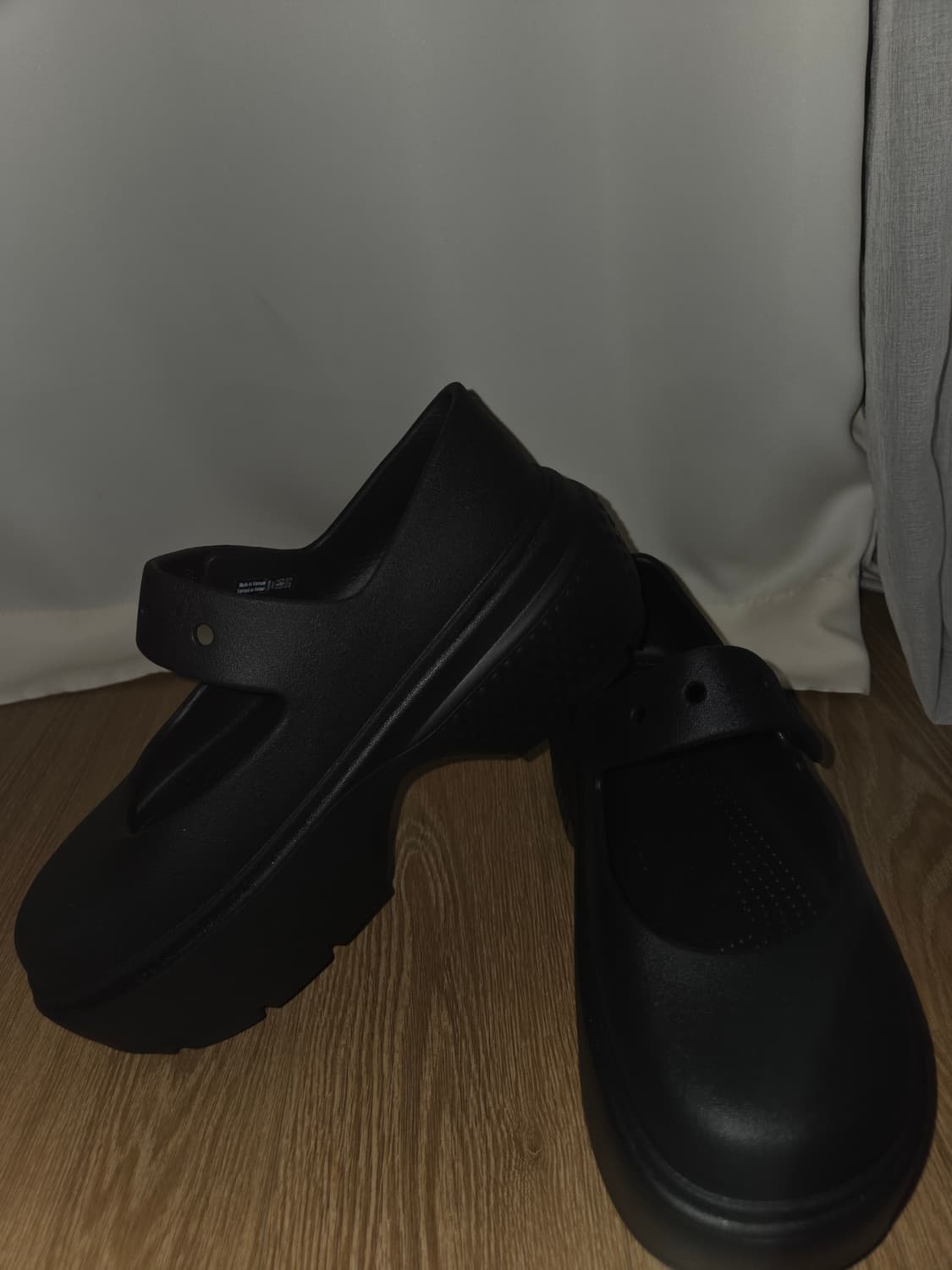 크록스 스톰프 메리제인 블랙 240 상품이미지3