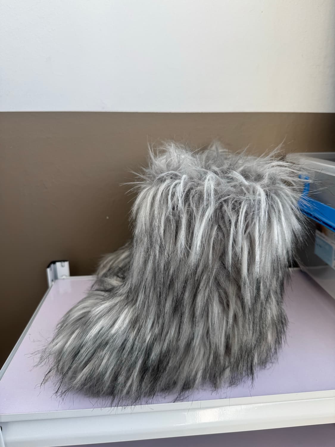 회색 털 부츠 상품이미지4