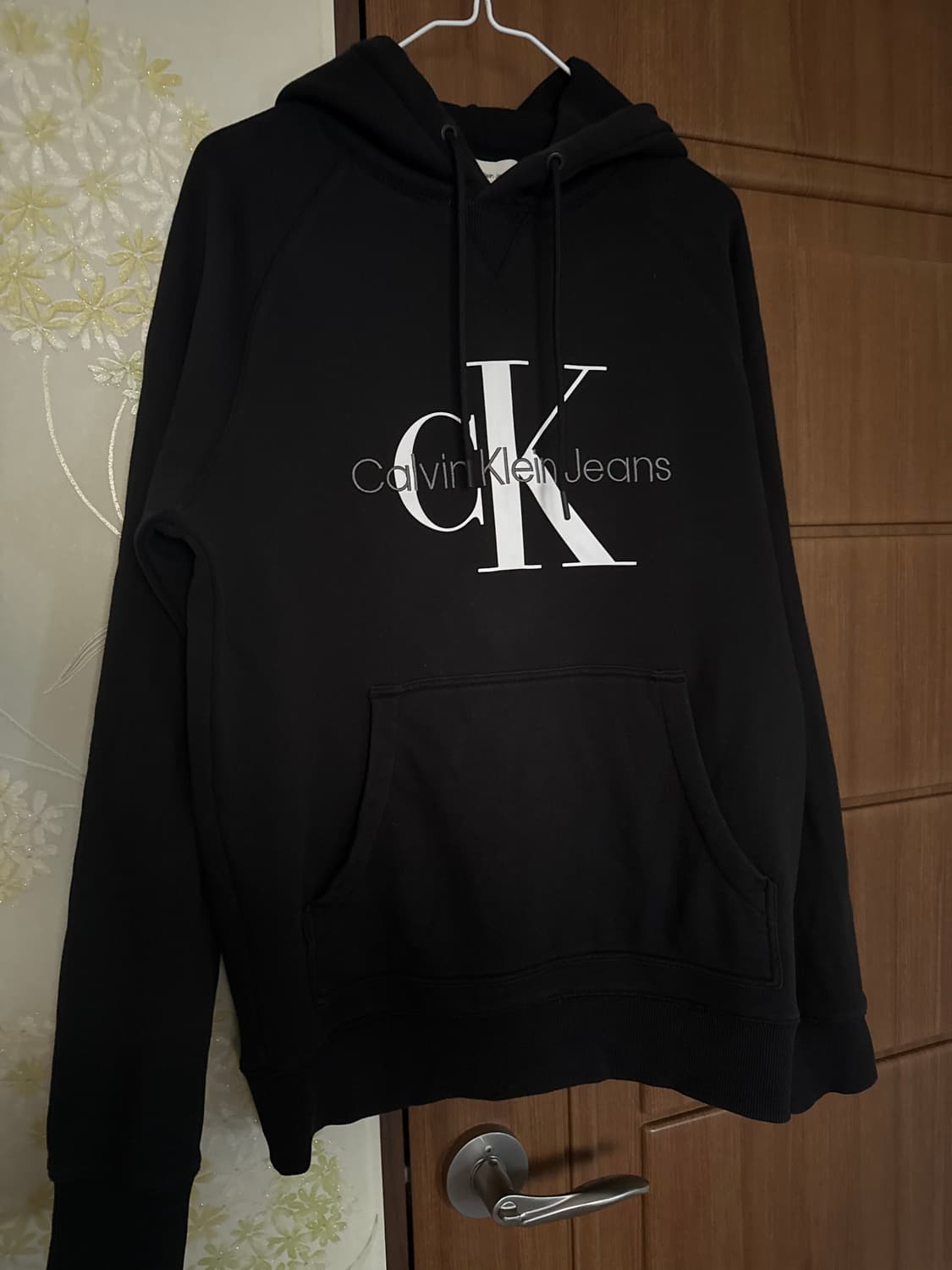 켈빈클라인 후드티 상품이미지1