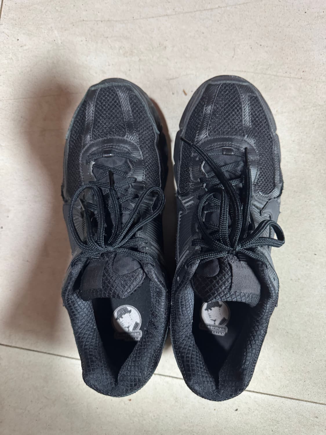 나이키 줌보메로5 블랙 285 상품이미지1