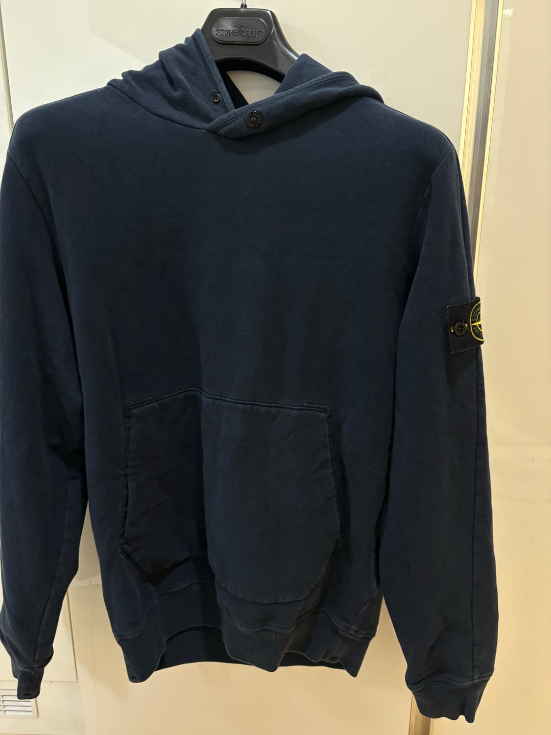 24fw 스톤아일랜드 네이비 후드티 95-100 상품이미지1