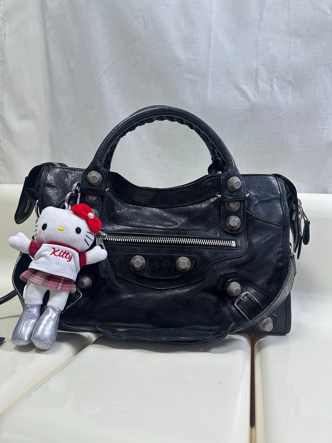 [A 정품] 발렌시아가 자이언트 시티 모터백 미디움 블랙 상품이미지2