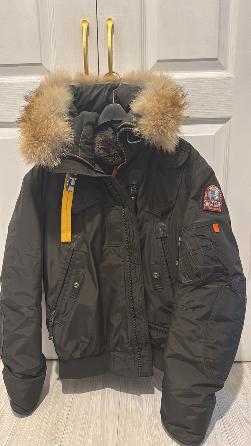 파라점퍼스 고비 m사이즈 패딩 카키색 상품이미지2