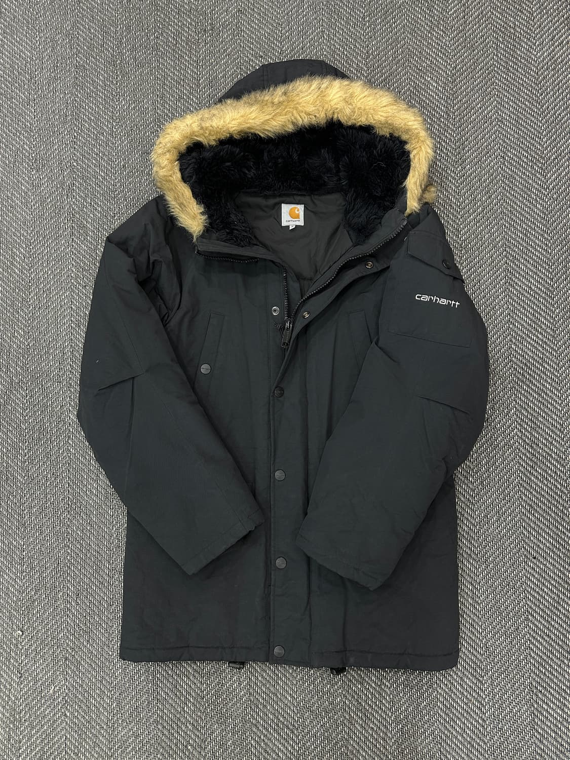 칼하트 앵커리지 퍼 파카 블랙 상품이미지1