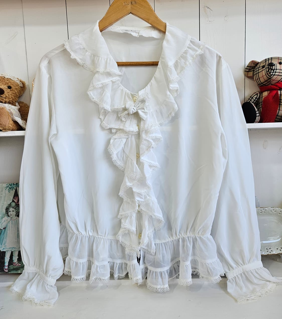 프릴 리본 블라우스 상품이미지1