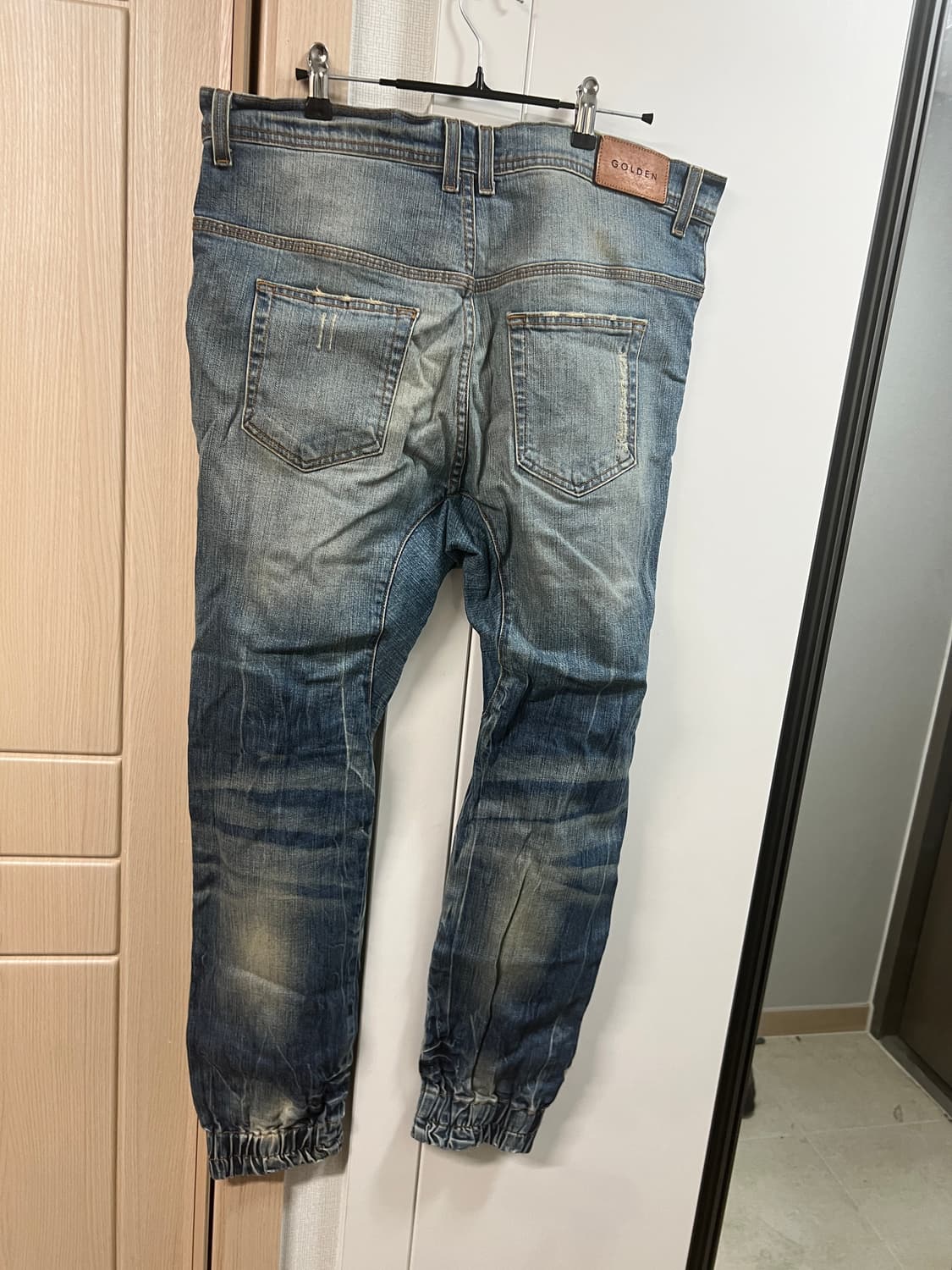 [38] 골든데님 워싱 데미지 조거 팬츠 상품이미지2