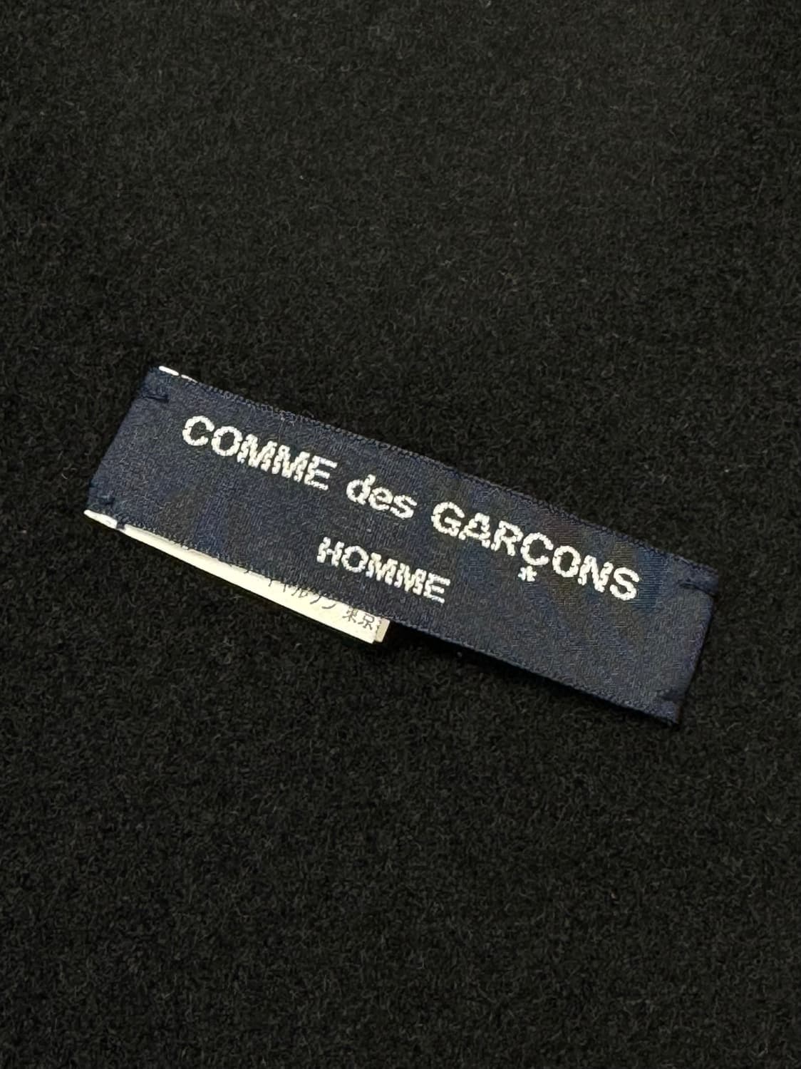 꼼데가르송 옴므 머플러 블랙 상품이미지3