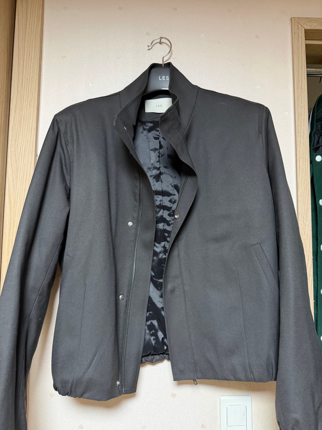 [2] les plain bomber muk 레스 플레인 봄버 먹 상품이미지1