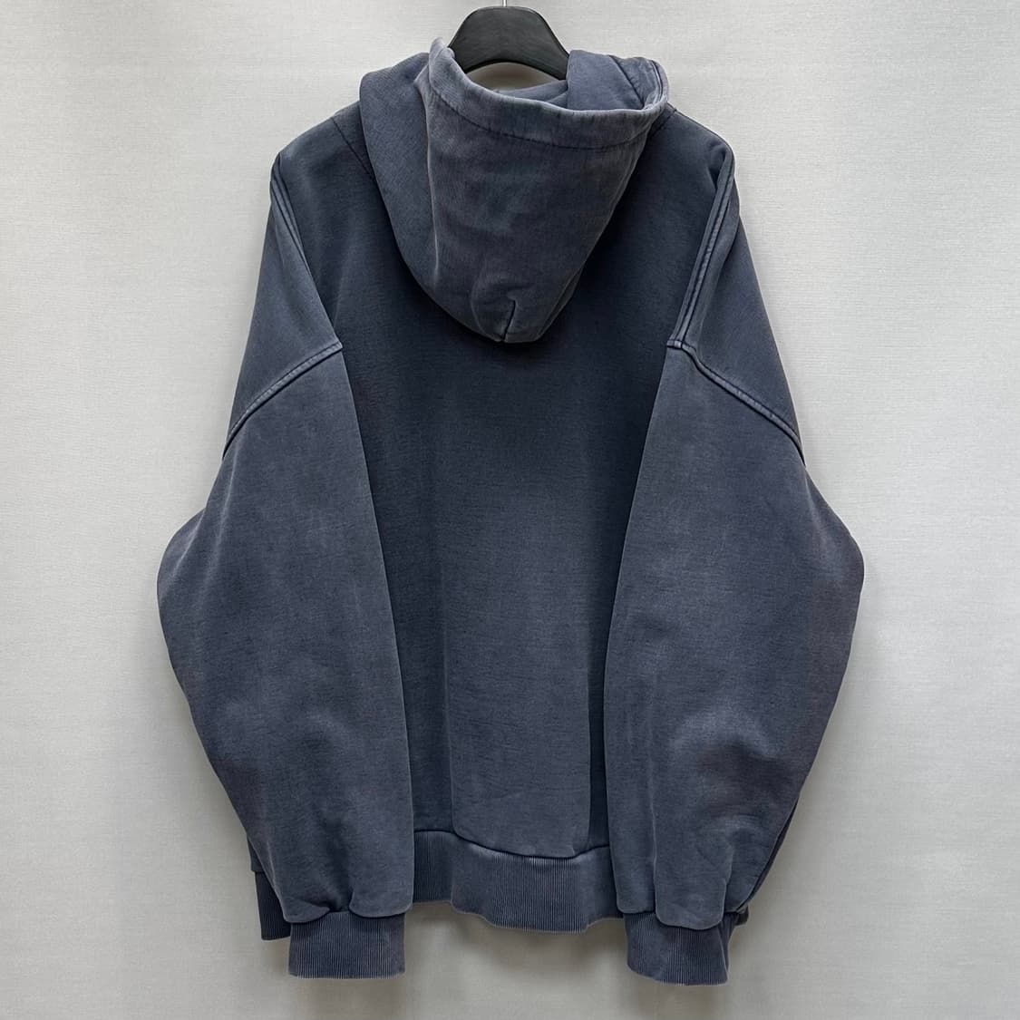 우영미 페인티드 로고 다잉 후드 집업 (110)  상품이미지4