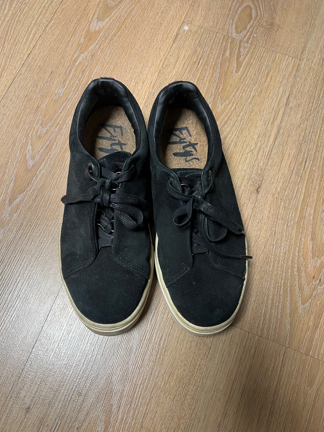 이티스 스웨이드 스니커즈 상품이미지1