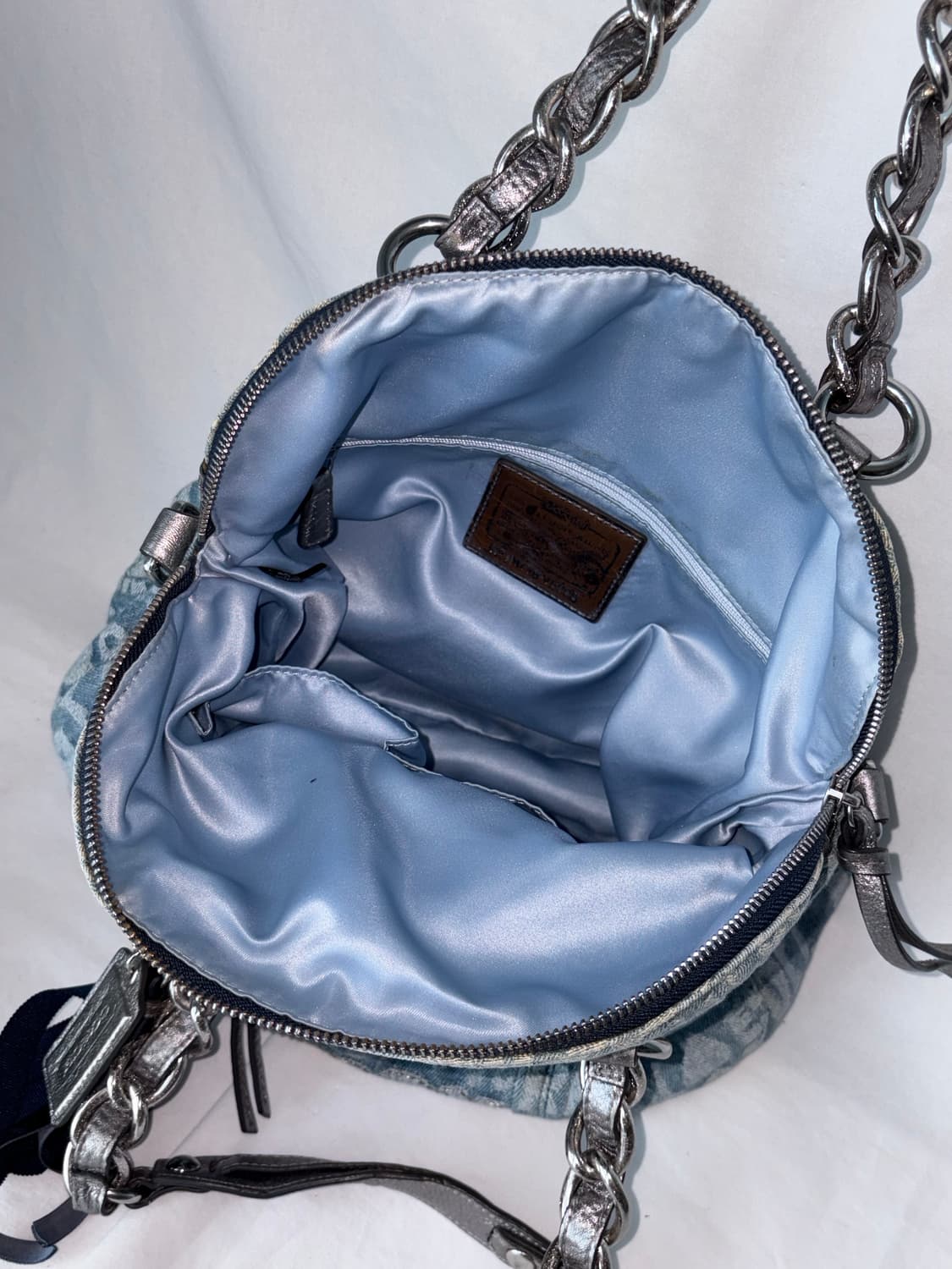 Coach denim silver shoulder bag 상품이미지5