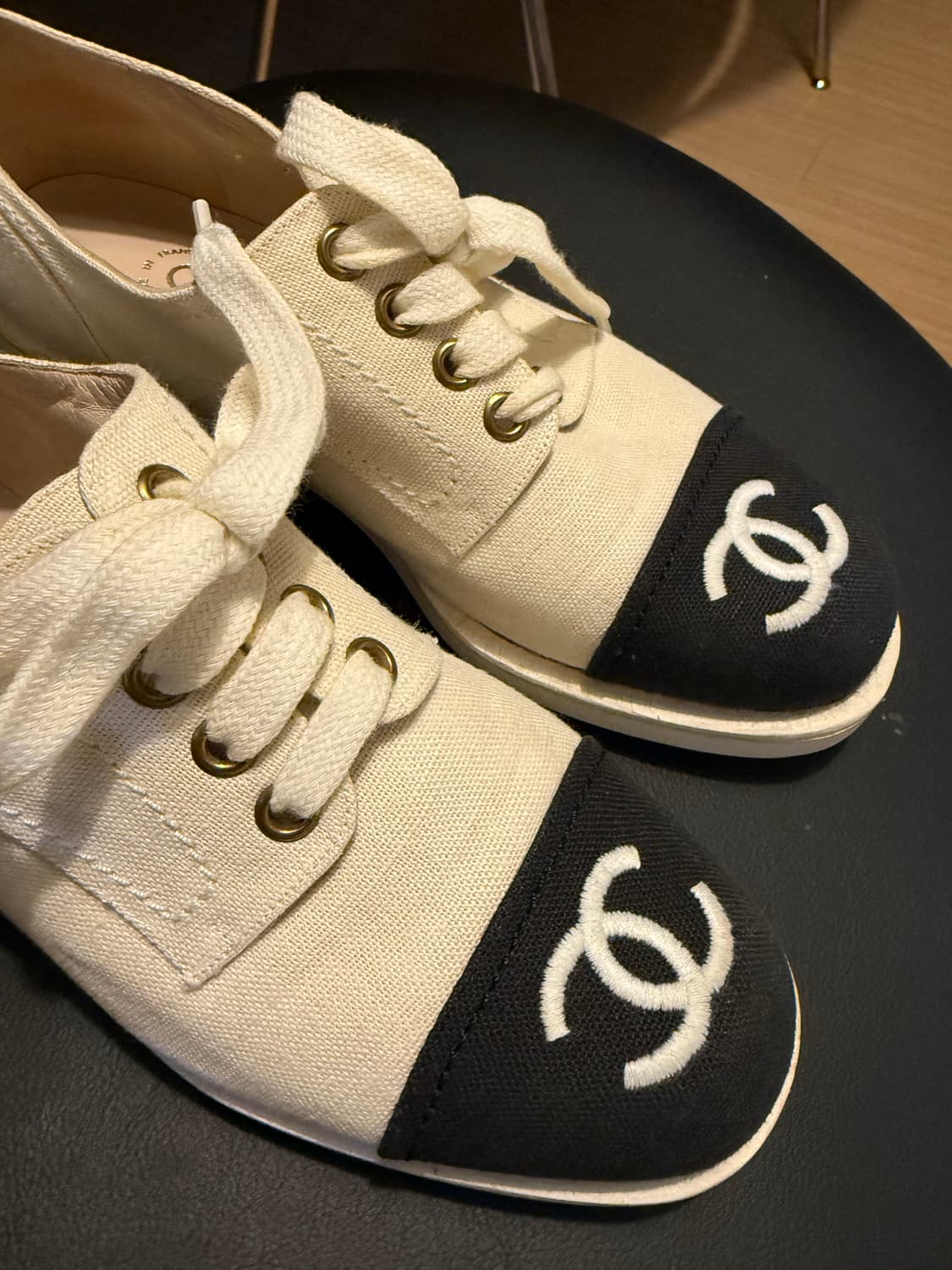 샤넬 스니커즈 판매합니다. 37사이즈 상품이미지4