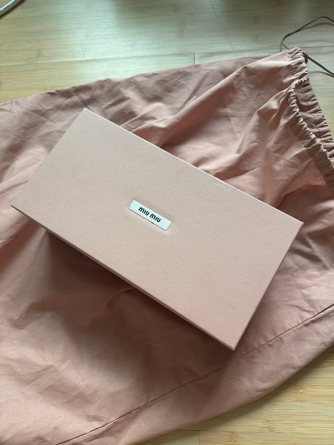 24fw 시즌 미우미우 루슈 모카신 상품이미지3