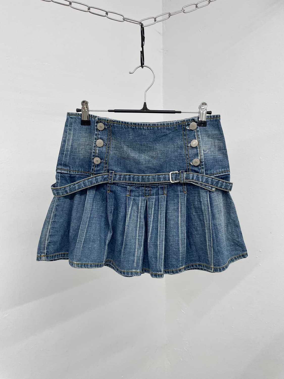 키치 버튼 플리츠 스커트 상품이미지1