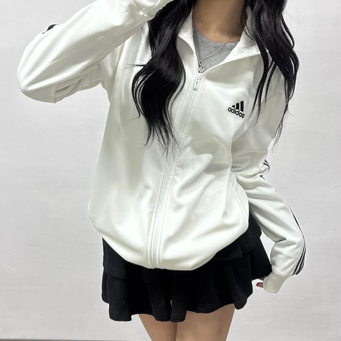 아디다스 화이트 3tripes 핀터깔 트랙탑 희귀져지(M) 상품이미지1