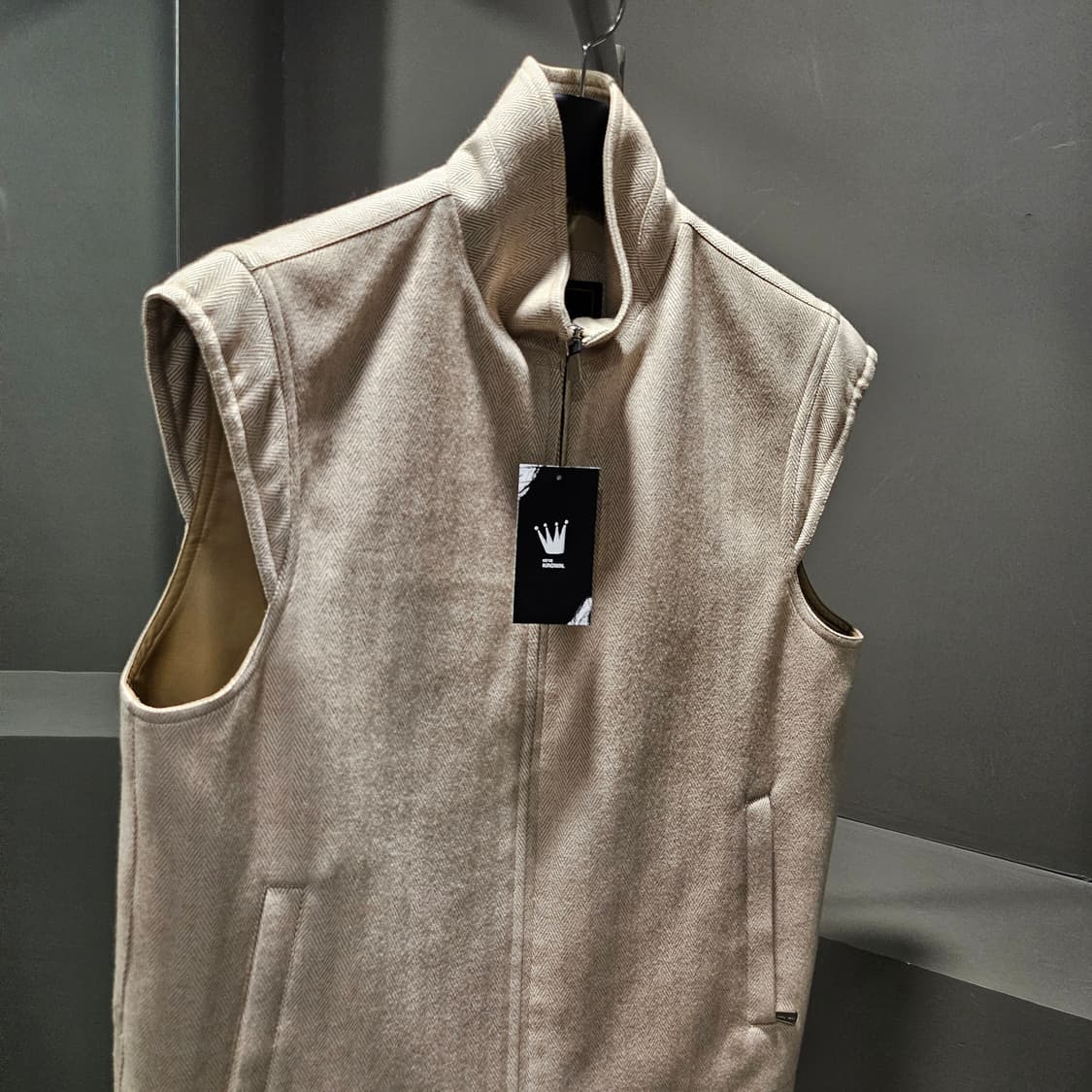 로로피아나 캐시미어 헤링본 집업 베스트 상품이미지2