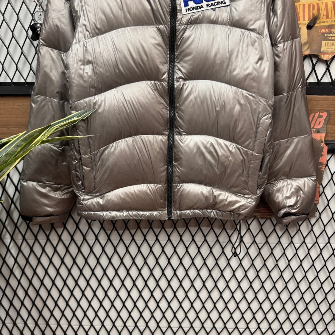 00s 챔피온 메탈릭 다운 패딩 자켓 전면 레이싱 패치 포인트 실버 상품이미지4