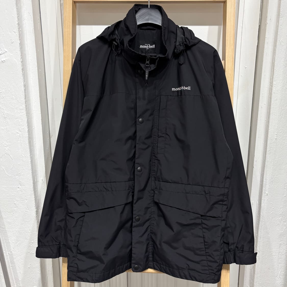 몽벨 바람막이 자켓 상품이미지1