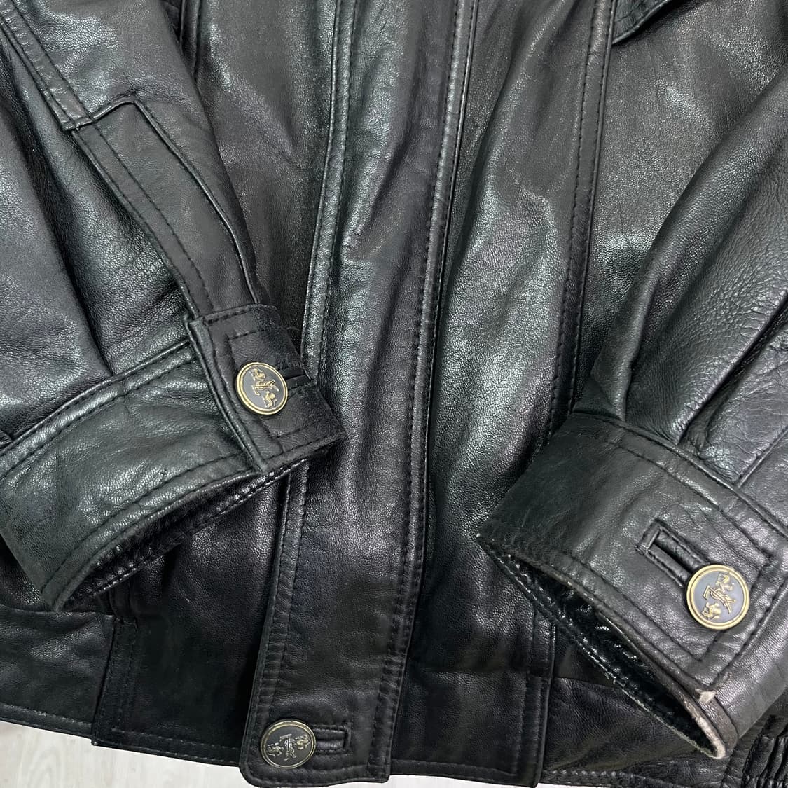 100 입생로랑 투웨이 퍼카라 램스킨 가죽 자켓 상품이미지7