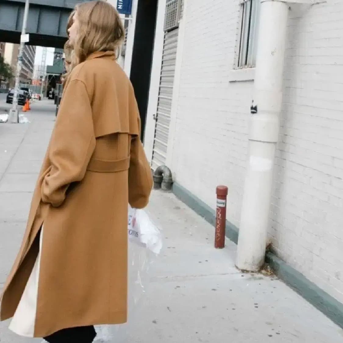 프론트로우(FRONTROW) 김나영 핸드메이드 퓨어울코트 프리사이즈 상품이미지3