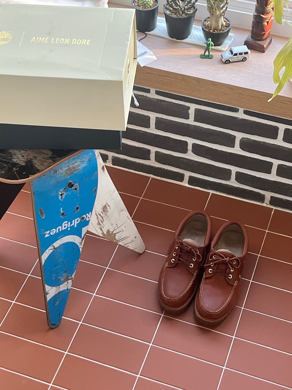 팀버랜드 x 에임레온도르 3아이 보트슈즈 미디움 브라운 상품이미지8