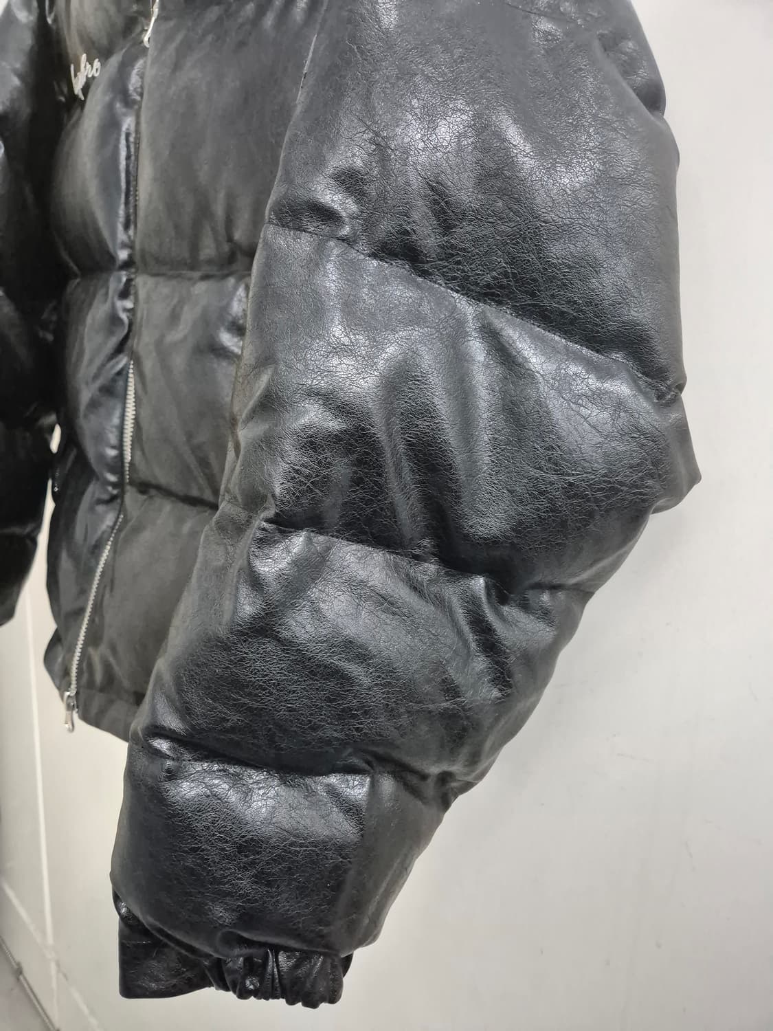 짐브로(GBRO)헤비 레더 숏패딩(L/100) 상품이미지2