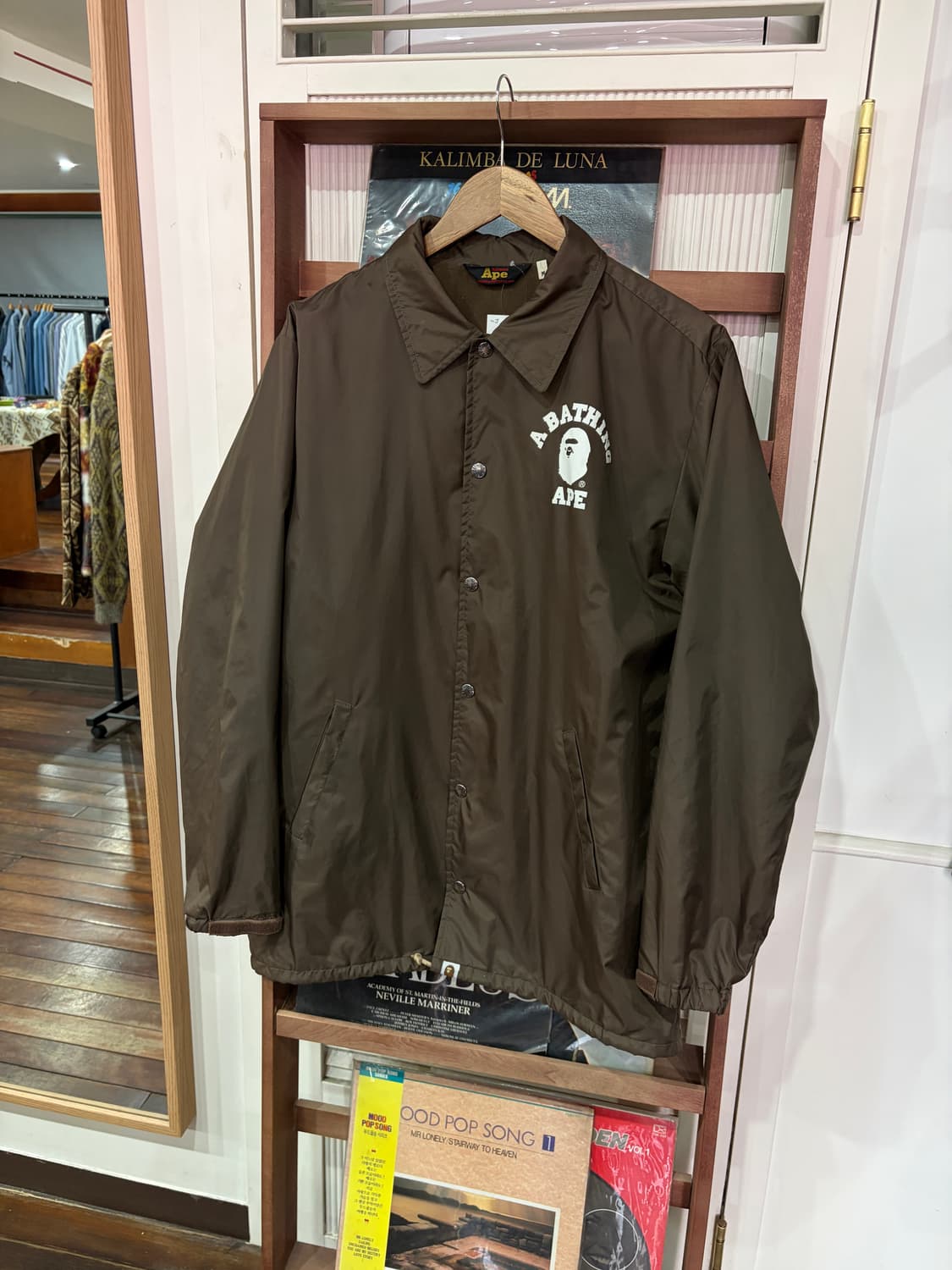 J57 올드 베이프 컬리지 코치자켓 상품이미지1