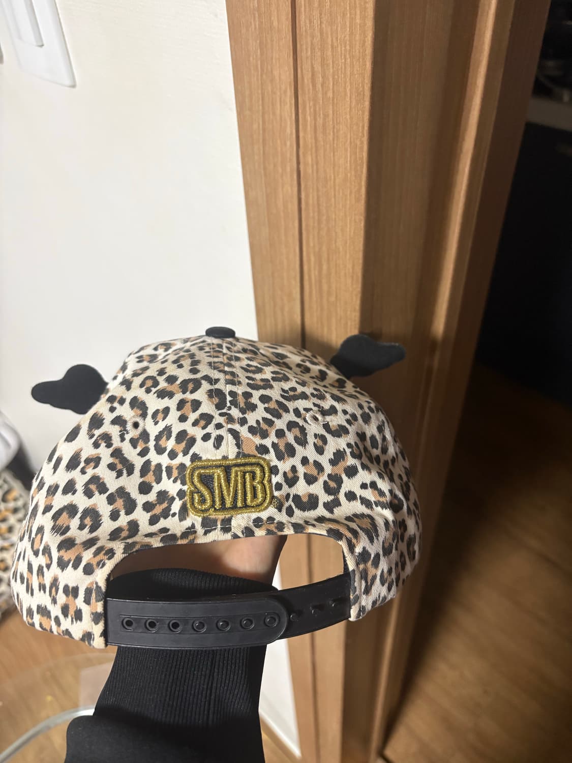 햇츠온 SMB 호피 날개 스냅백 모자 레오파드 멀티 상품이미지3