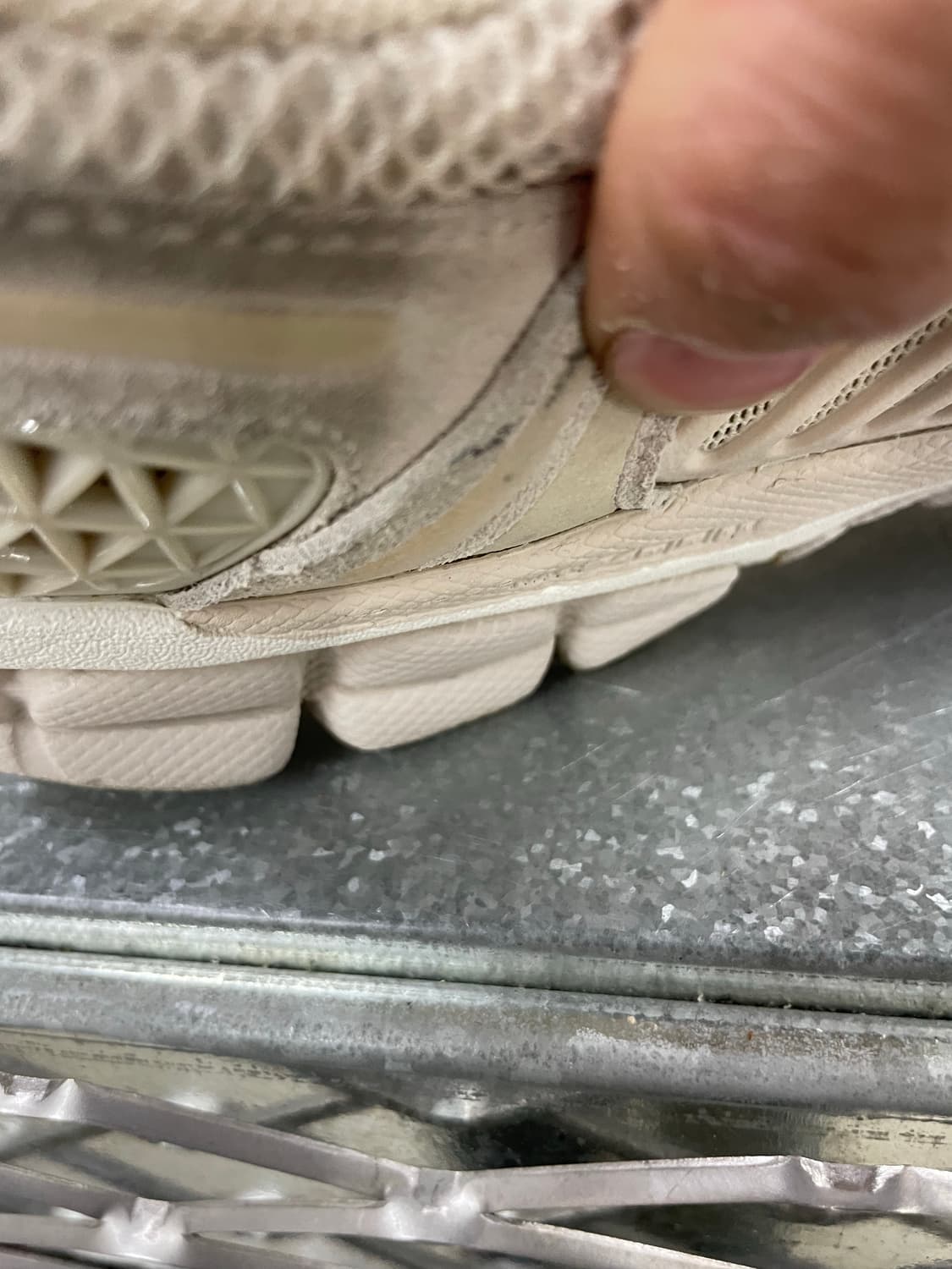 나이키 줌 보메로 5 화이트 팬텀 265 상품이미지10