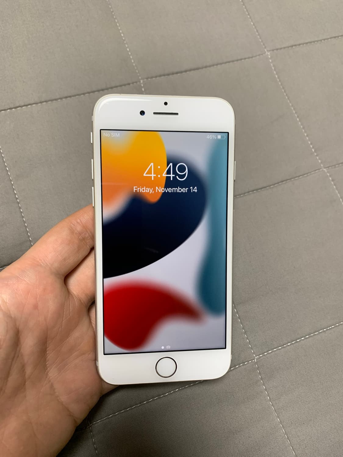 아이폰7실버  32기가 상품이미지1