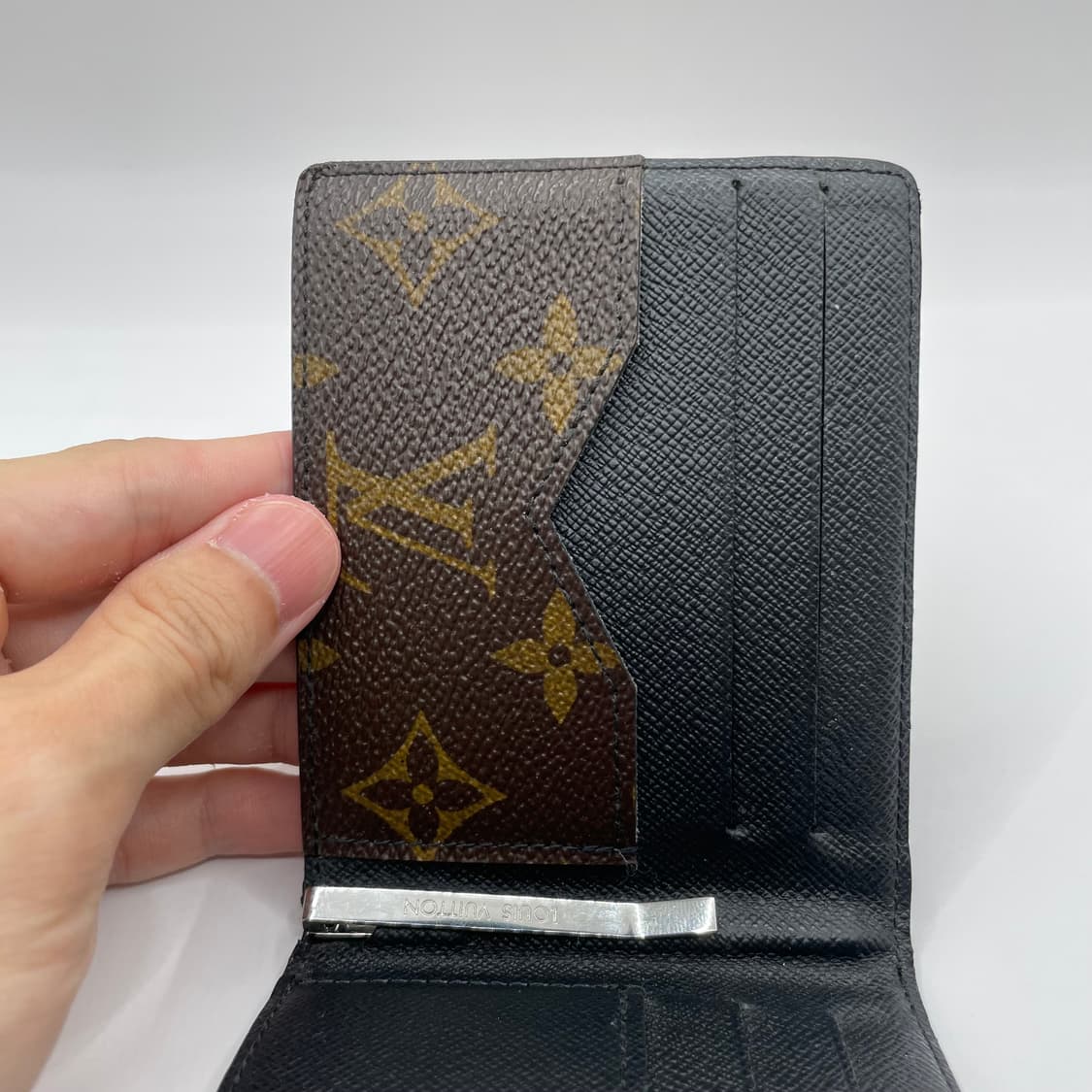 루이비통 모노그램 머니클립 반지갑 상품이미지3