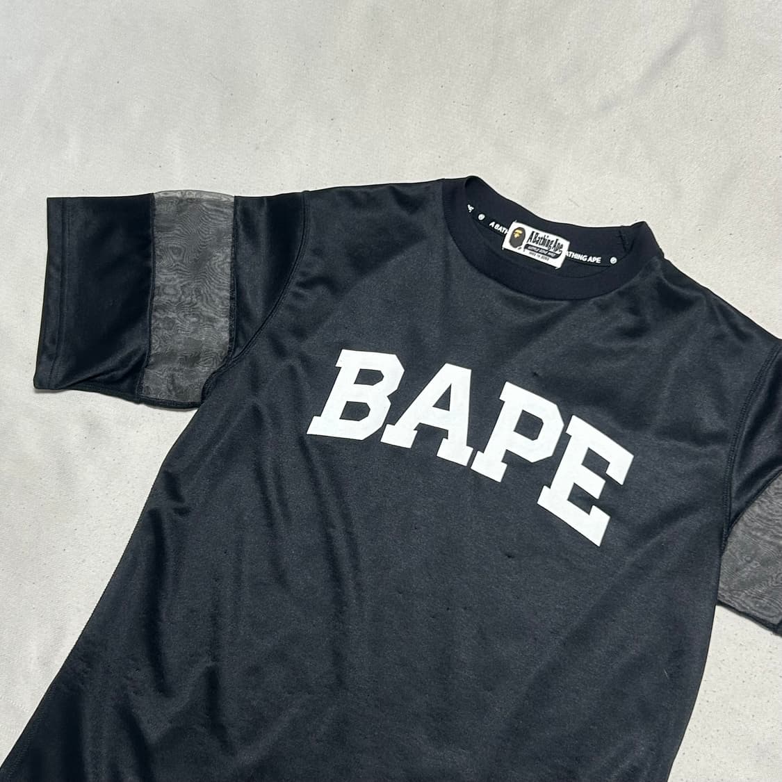 Free 베이프 빅 레터링 로고 망사 포인트 반팔티 상품이미지1