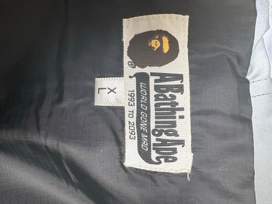 [XL] 베이프 샤크 리플렉티브 자켓 판매합니다. 상품이미지3