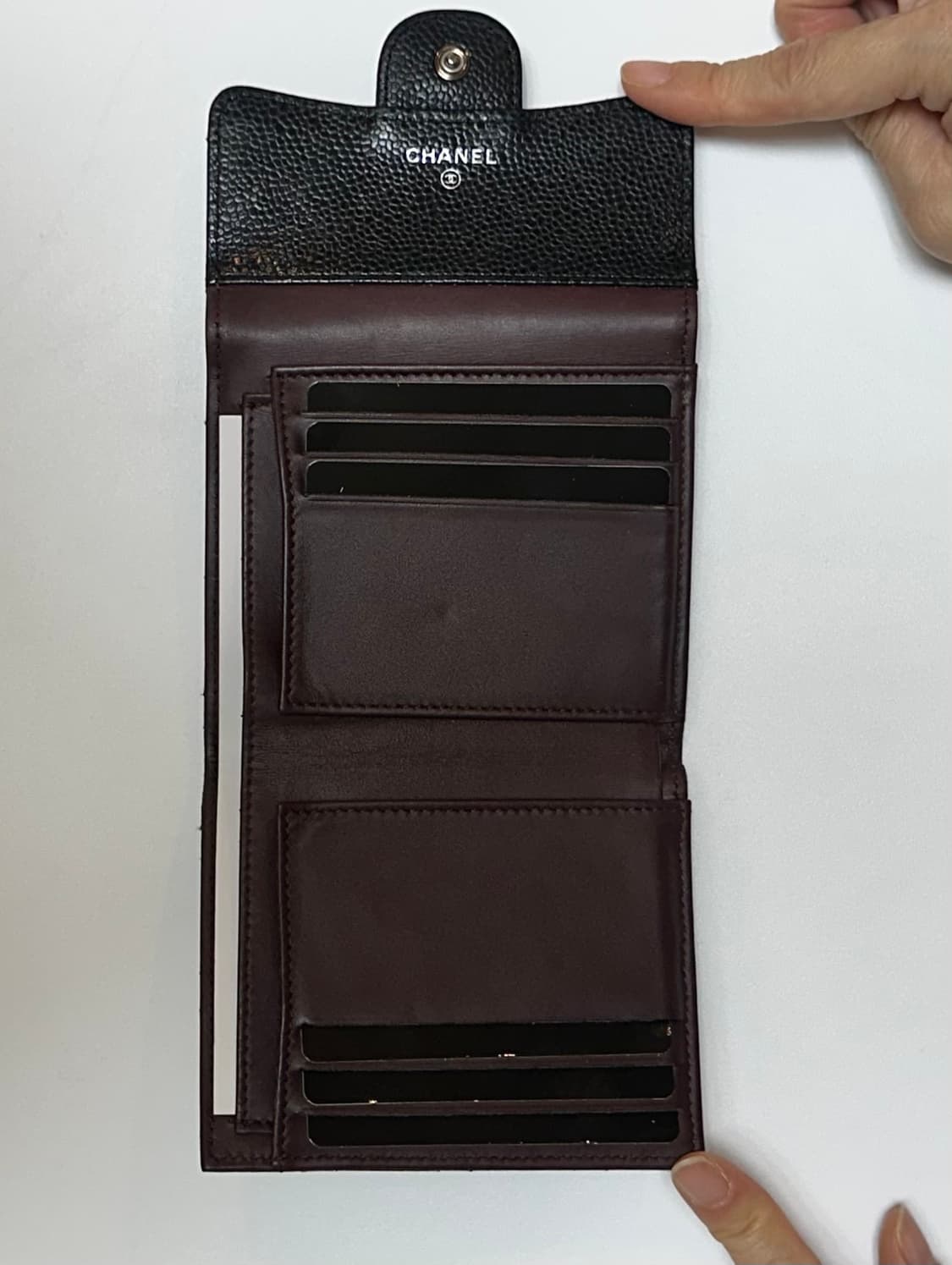 샤넬 클래식 캐비어 반지갑 블랙 은장 풀구성 상품이미지7