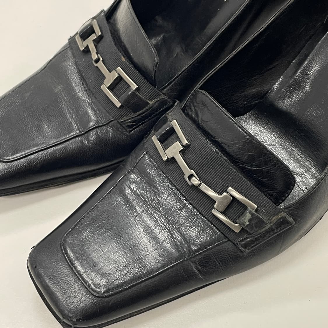 구찌 홀스빗 스퀘어 코 펌프스 상품이미지5