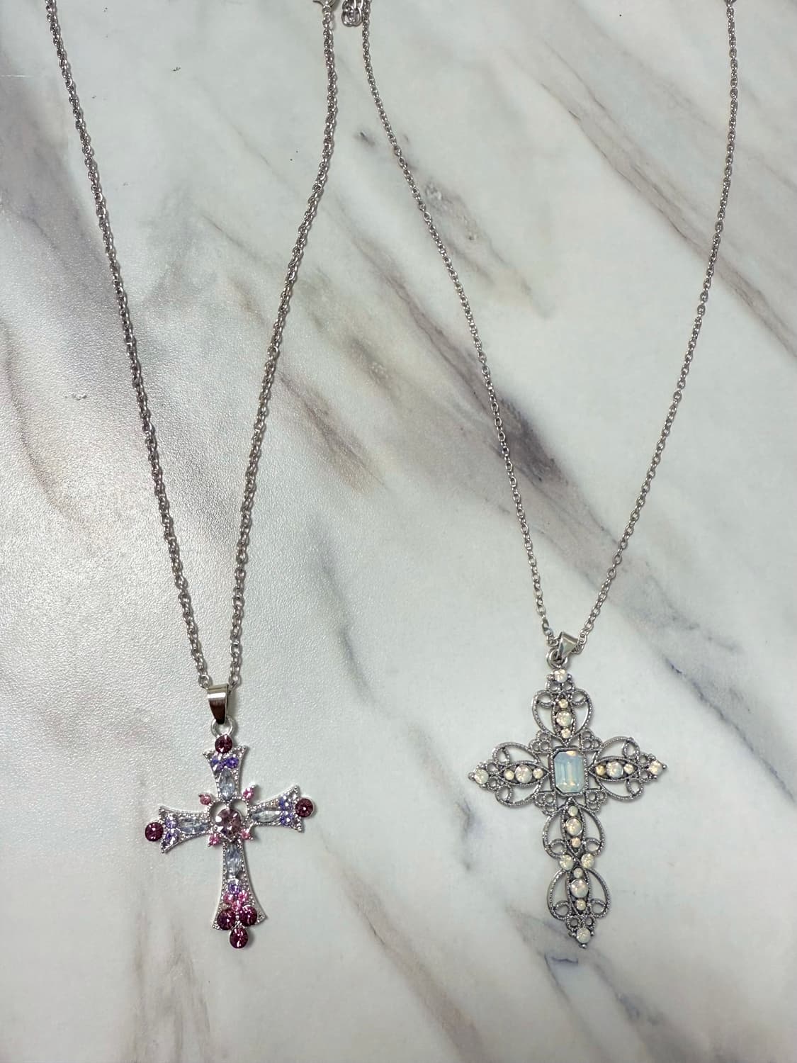 A cross necklace 상품이미지2
