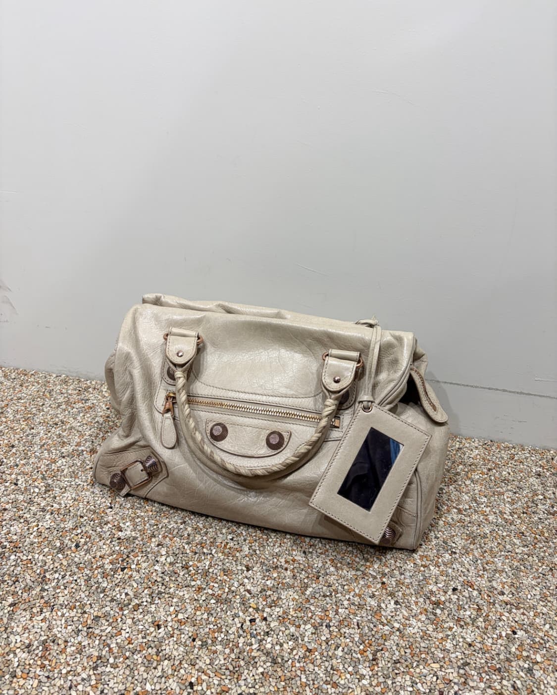 발렌시아가 자이언트 시티백 베이지 상품이미지1