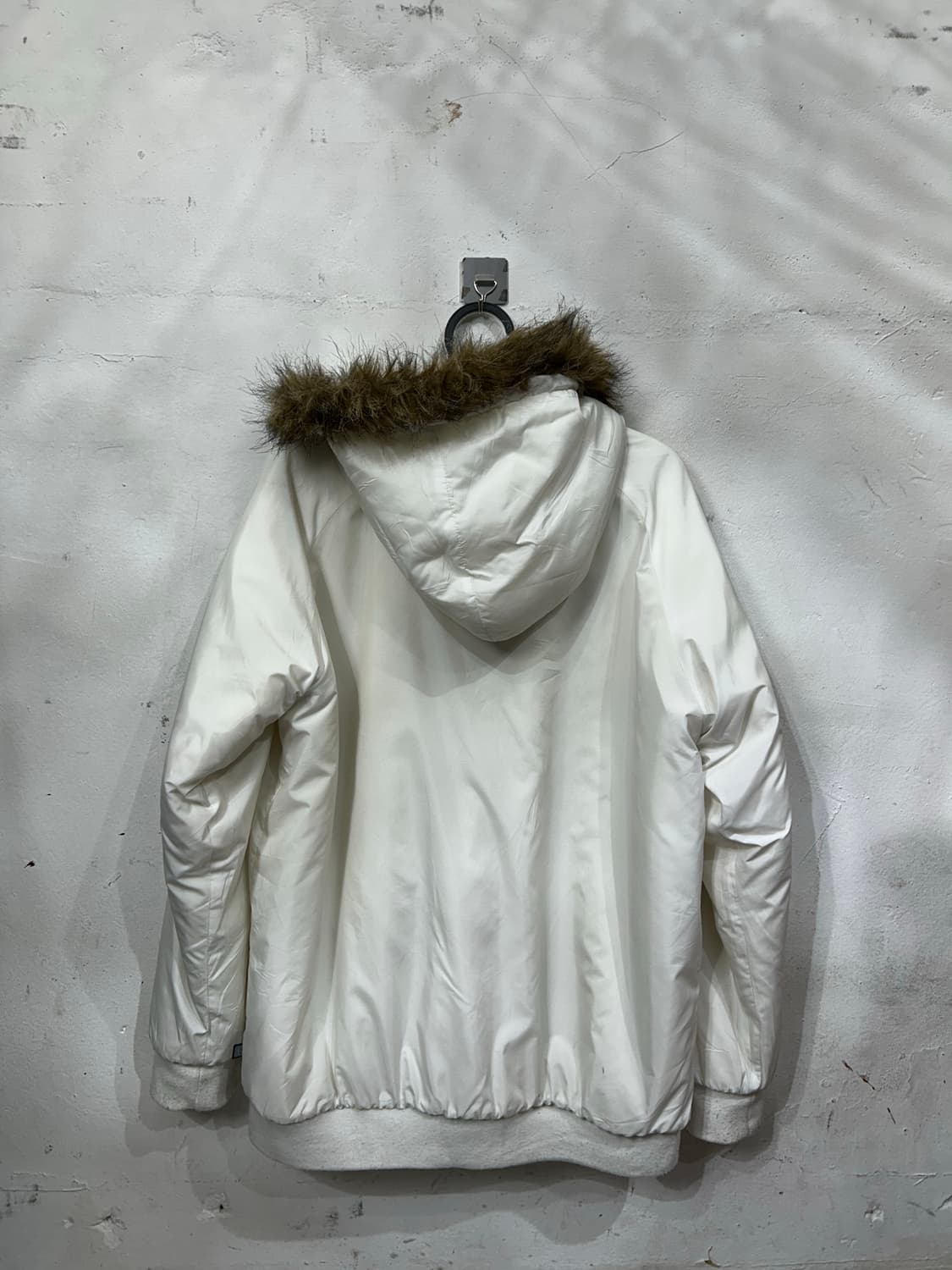 피코 화이트 울프죠 리버시블 y2k 갸루 퍼 후드 자켓 M 상품이미지7