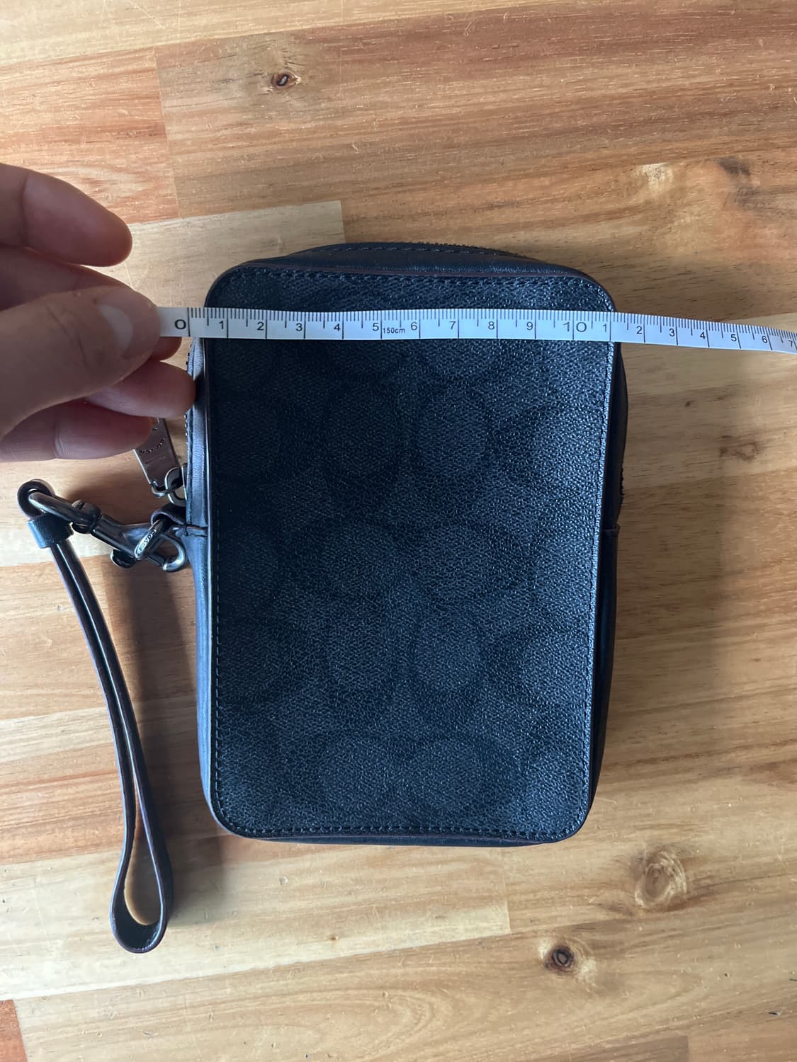 코치 시그니쳐 파우치 상품이미지1